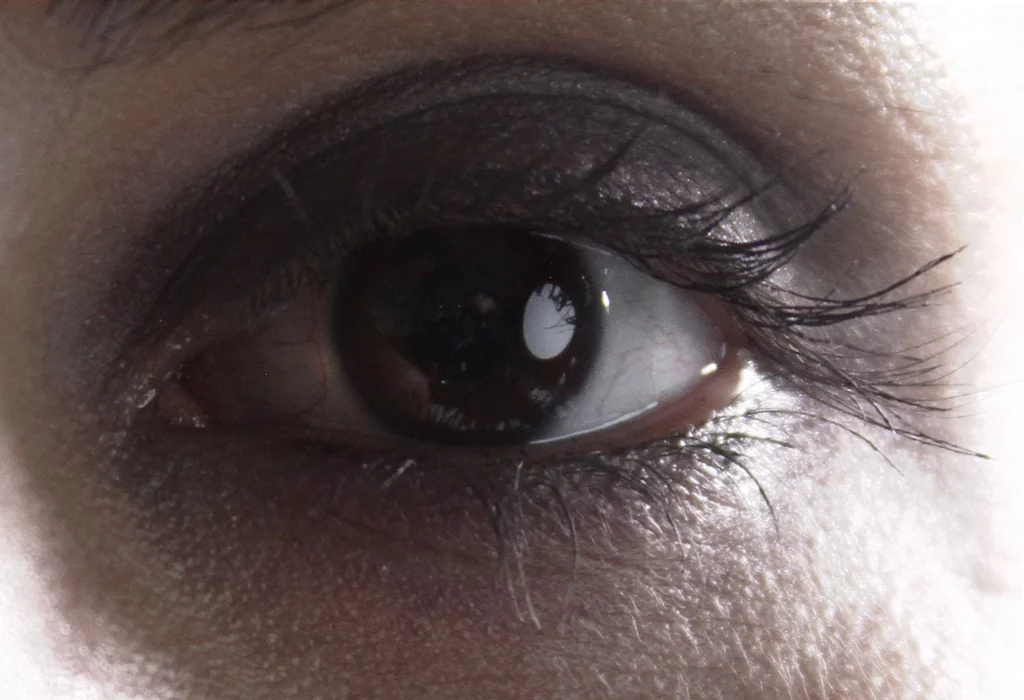 Eye Lights : الأهمية الرمزية لإنعكاس الضوء في العينين